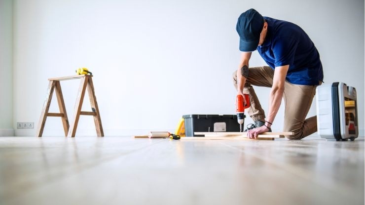 Decorative flake flooring